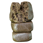 Bubble Hash med presset yderside og porøs trichomrig midte
